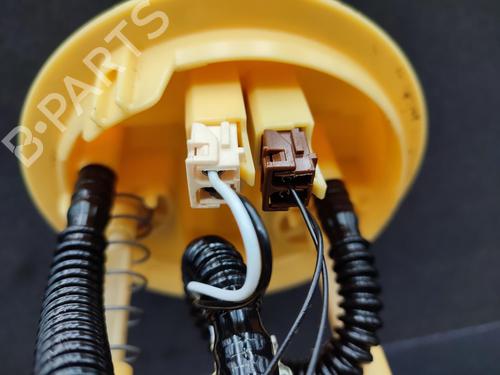 Used Fuel pump Fuel pump RENAULT CLIO IV (BH_) 1.5 dCi 90 (90 hp) 23742539 23742539