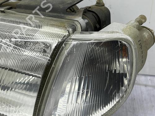 Left headlight CITROËN SAXO (S0, S1) 1.0 X | BP23705741C28 