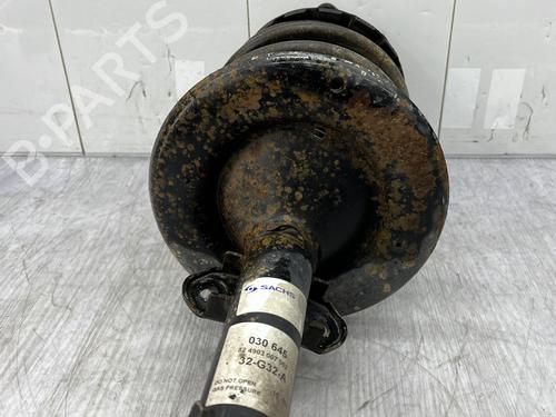 Right front shock absorber CHRYSLER VOYAGER / GRAND VOYAGER III (GS_, NS_) 2.5 TD | BP23684101M17