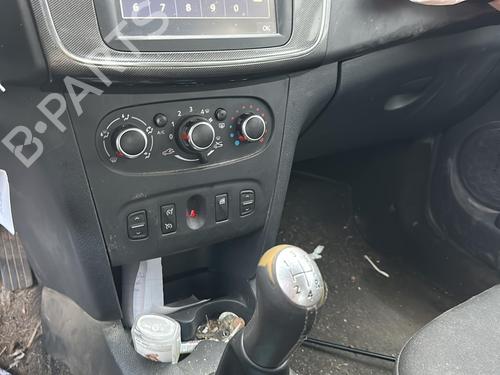 Radio DACIA SANDERO II 1.5 Blue dCi 95 (B8JL) | BP25893114E6  - Image 19