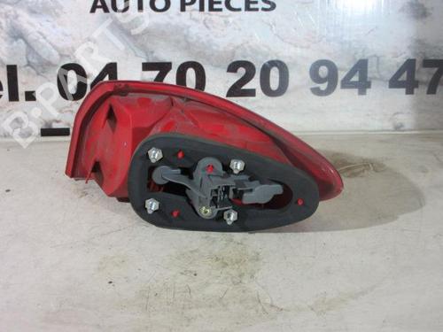 Used Left tailgate light ALFA ROMEO 147 (937_) 1.9 JTD (937.AXD1A, 937.BXD1A, 937.AXV1A, 937.BXB1A,... (115 hp) 23667647