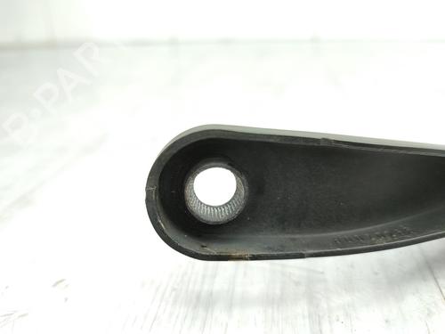 Used Front windshield wiper arm RENAULT MEGANE III Grandtour (KZ0/1) 1.5 dCi (KZ09, KZ0D, KZ1G, KZ29, KZ14, KZ1W, KZ10, KZ1F,... (110 hp) 23741740