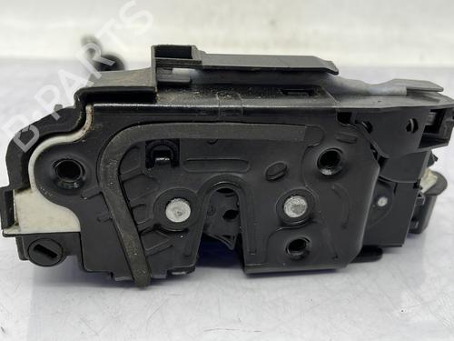Højre fortil lås VW POLO V (6R1, 6C1) 1.4 TDI (75 hp) 31658309