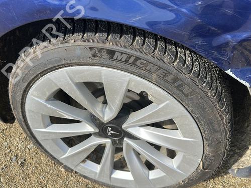 Front bumper TESLA MODEL 3 (5YJ3) EV AWD | BP25487919C7 - Image 10