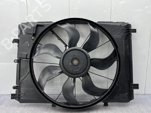 Used Radiator fan MERCEDES-BENZ CLA Shooting Brake (X117) CLA 250 (117.944) (211 hp) 23680728