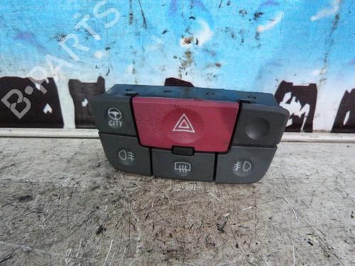 Used Warning switch Warning switch FIAT PANDA (169_) 1.3 D Multijet (169.AXC1A) (70 hp) 23690437 23690437