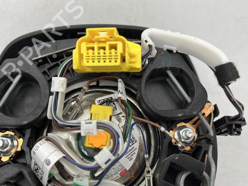 Driver airbag VW TOURAN (5T1) 1.6 TDI | BP23757799C9 