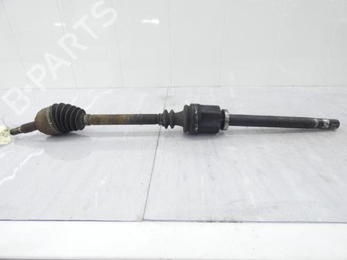Used Right front driveshaft Right front driveshaft 23672152 23672152