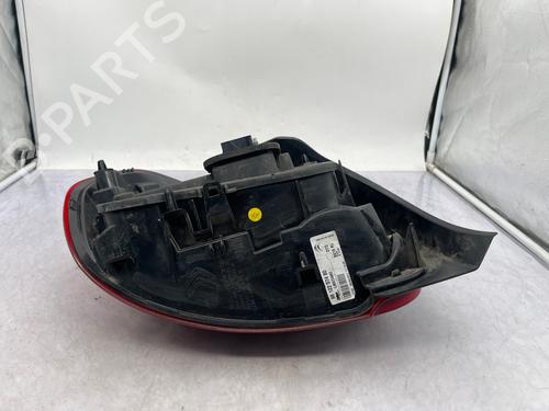 Used Right taillight Right taillight 37531005 37531005