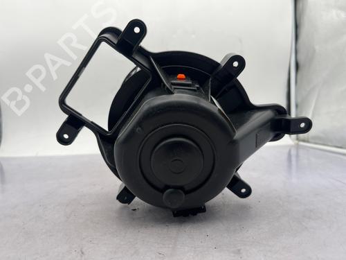 Used Heater blower motor Heater blower motor PEUGEOT 3008 I MPV (0U_) 1.6 HDi (109 hp) 39462021 39462021