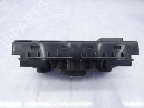 Used Climate control Climate control PEUGEOT 308 I (4A_, 4C_) 1.6 HDi (109 hp) 23697712 23697712