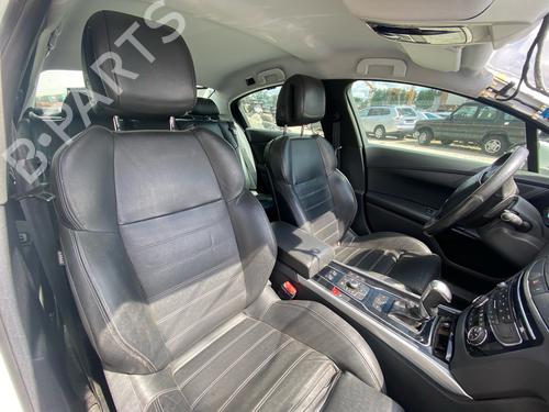 Dashboard PEUGEOT 508 I (8D_) 2.2 HDi | BP36480565C46 - Image 179