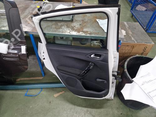 Left rear door PEUGEOT 208 I (CA_, CC_) 1.6 HDi / BlueHDi 75 | BP29146113C4
