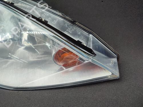 Used Right headlight Right headlight FORD FOCUS I (DAW, DBW) 1.8 TDCi (100 hp) 23751573 23751573