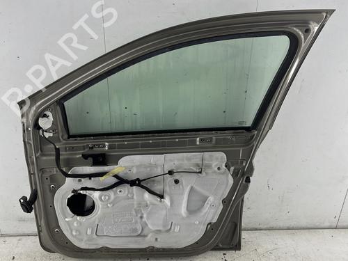 Right front door RENAULT CLIO III (BR0/1, CR0/1) 1.5 dCi (C/BR0G, C/BR1G) | BP30156236C3