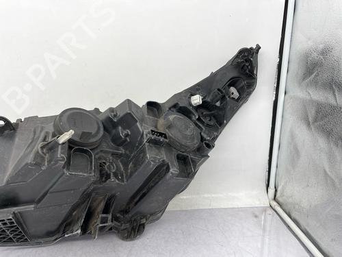 right-headlight-citroen-c4-i-lc_-2004-2005-2006-2007-2008-2009-2010-2011-2012-2013-2014-36059760 main image