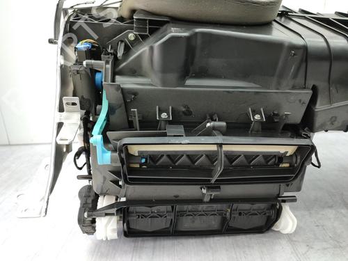 Used Heater matrix box Heater matrix box AUDI A3 Sportback (8PA) 2.0 TDI 16V (140 hp) 23742178 23742178