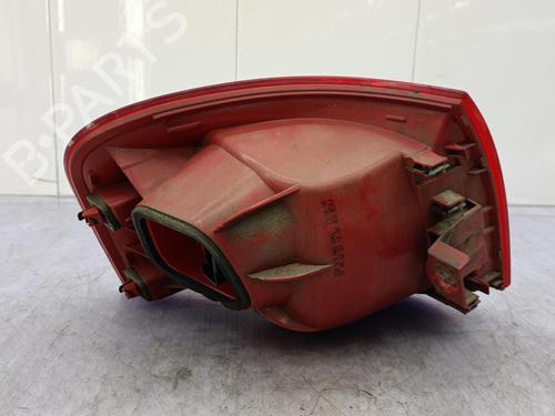 right-taillight-vw-passat-b6-variant-3c5-2005-2006-2007-2008-2009-2010-2011-23705654 main image