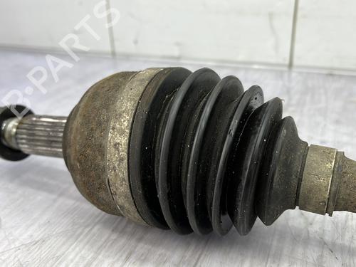 right-front-driveshaft-renault-clio-iii-br01-cr01-2005-2006-2007-2008-2009-2010-2011-2012-2013-2014-23684083 main image