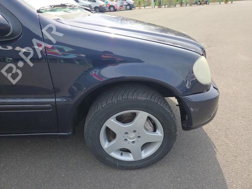 Used Right front fenders Right front fenders 37494017 37494017