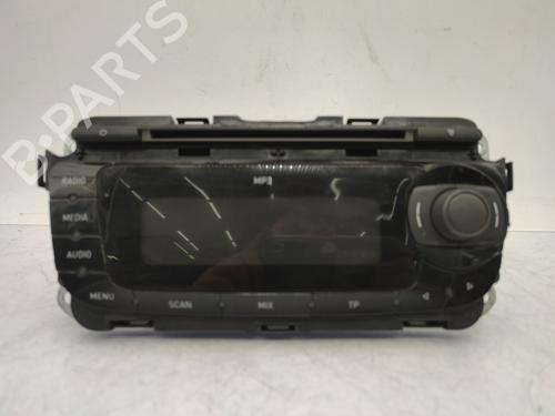 Used Radio SEAT IBIZA IV (6J5, 6P1) 1.4 TDI (80 hp) 28490325