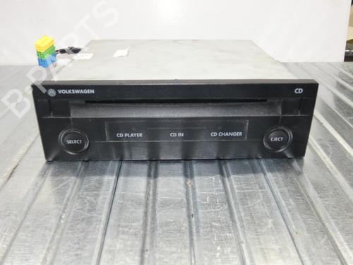 radio-vw-passat-b55-variant-3b6-2000-2001-2002-2003-2004-2005-23667556 main image