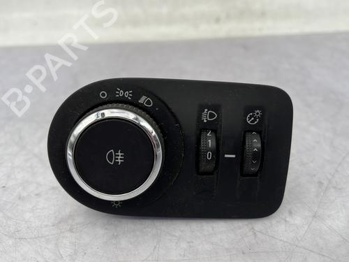 Used Headlight switch Headlight switch OPEL CORSA D (S07) 1.3 CDTI (L08, L68) (75 hp) 33313617 33313617