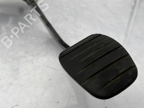 Clutch pedal RENAULT CLIO III (BR0/1, CR0/1) 1.2 16V (BR0P, CR0P) | BP23761753I13 
