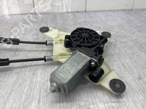 Used Front right window mechanism Front right window mechanism RENAULT MASTER III Bus (JV) 2.3 dCi 145 FWD (JV0F, JV0S, JV0T) (146 hp) 39952252 39952252