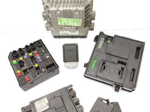 Electronic module RENAULT SCÉNIC III (JZ0/1_) 1.5 dCi | BP23754270M83 - Image 27
