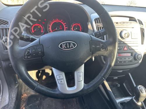 Front right seatbelt KIA CEE'D SW (ED) 1.6 CRDi 115 | BP23761257I25  - Image 29