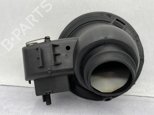 Klapa wlewu paliwa FORD FOCUS II (DA_, HCP, DP) 1.8 TDCi | BP23761301C131 