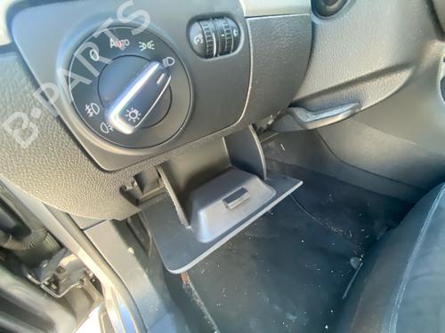 Dashboard VW GOLF V (1K1) | BP37644845C46 - Image 30