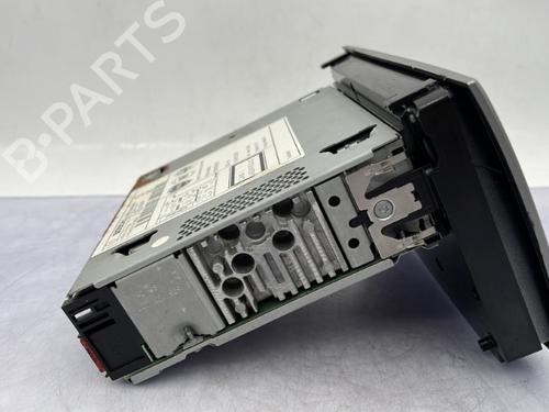 Used Radio Radio 23754877 23754877