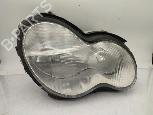 Used Right headlight MERCEDES-BENZ C-CLASS (W203) C 200 CDI (203.004) (116 hp) 28806432