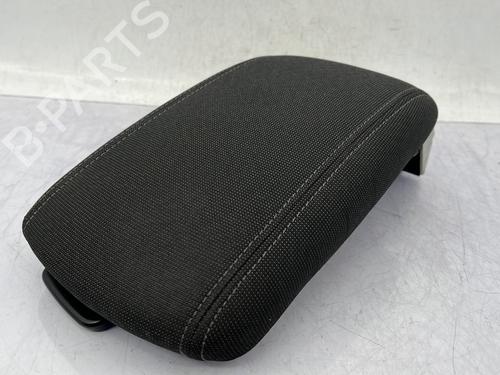 Used Armrest / Center console PEUGEOT 308 II (LB_, LP_, LW_, LH_, L3_) 1.2 THP 130 (131 hp) 30910278