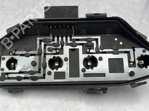 Support de lampe VW TRANSPORTER T5 Van (7HA, 7HH, 7EA, 7EH) 1.9 TDI (84 hp) 32748930