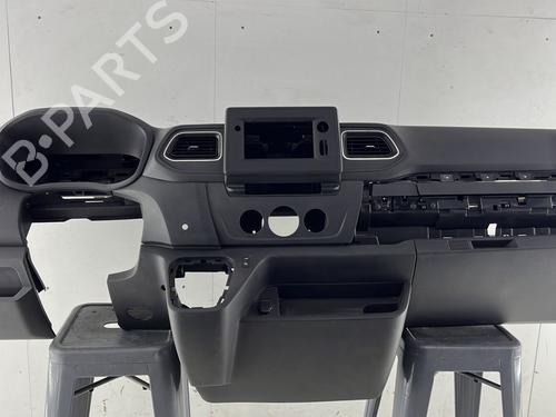 Dashboard RENAULT MASTER III Van (FV) 2.3 dCi 135 FWD (FV0N, FV08, FV06, FV00, FV1S) | BP32117963C46 - Image 11