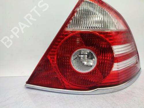 Right taillight FORD MONDEO III (B5Y) 2.0 16V TDDi / TDCi | BP23713154C35