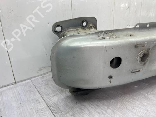 Used Front bumper reinforcement Front bumper reinforcement 36792968 36792968