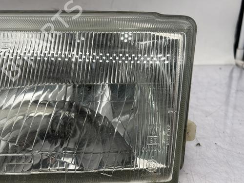 Used Left headlight Left headlight 30576107 30576107