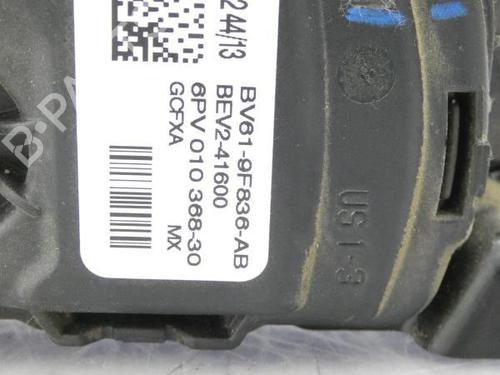 Used Pedal FORD FOCUS III Turnier 1.6 TDCi (115 hp) 23699094