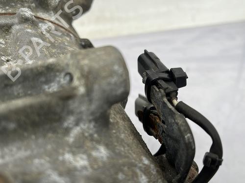 Used AC compressor AC compressor RENAULT KADJAR (HA_, HL_) 1.5 dCi 110 (HLA3) (110 hp) 31804285 31804285