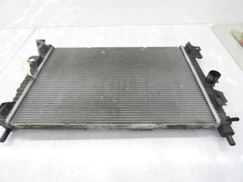 water-radiator-ford-c-max-ii-dxacb7-dxaceu-2010-2011-2012-2013-2014-2015-2016-2017-2018-2019-23687485 main image