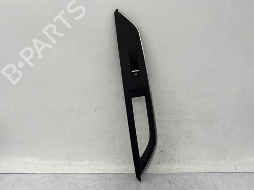 Used Right front window switch PEUGEOT 3008 II SUV (MC_, MR_, MJ_, M4_) 1.5 BlueHDi 130 (131 hp) 31134449