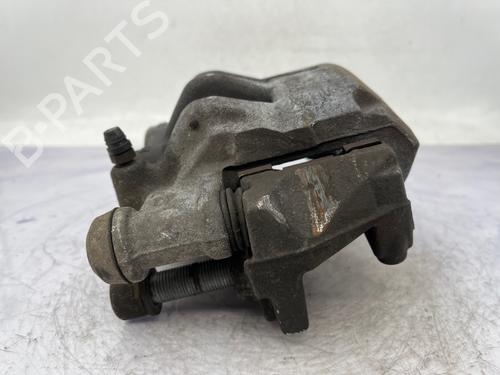 Used Right front brake caliper Right front brake caliper PEUGEOT BOXER Van 2.0 BlueHDi 110 (110 hp) 35961900 35961900