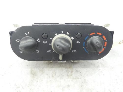 climate-control-renault-twingo-ii-cn0_-2007-23691095 main image