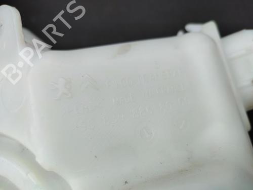 Windscreen washer tank PEUGEOT 2008 I (CU_) 1.2 THP 110 / PureTech 110 | BP23730804C113