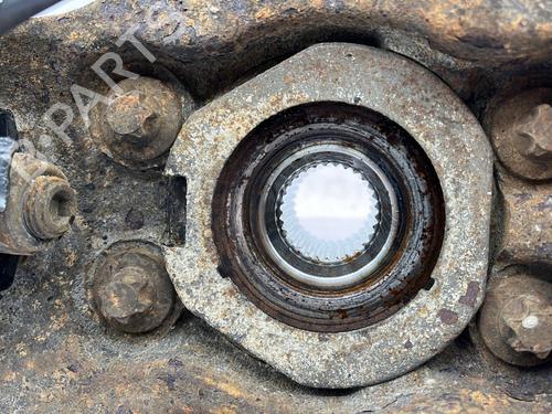 Used Left front steering knuckle Left front steering knuckle RENAULT TRAFIC III Van (FG_) 1.6 dCi 120 (FGMK) (121 hp) 26617800 26617800