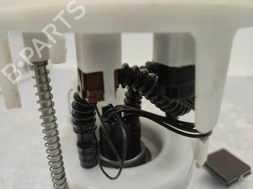 Used Fuel pump Fuel pump PEUGEOT 208 II (UB_, UP_, UW_, UJ_) 1.2 PureTech 100 (101 hp) 26939953 26939953